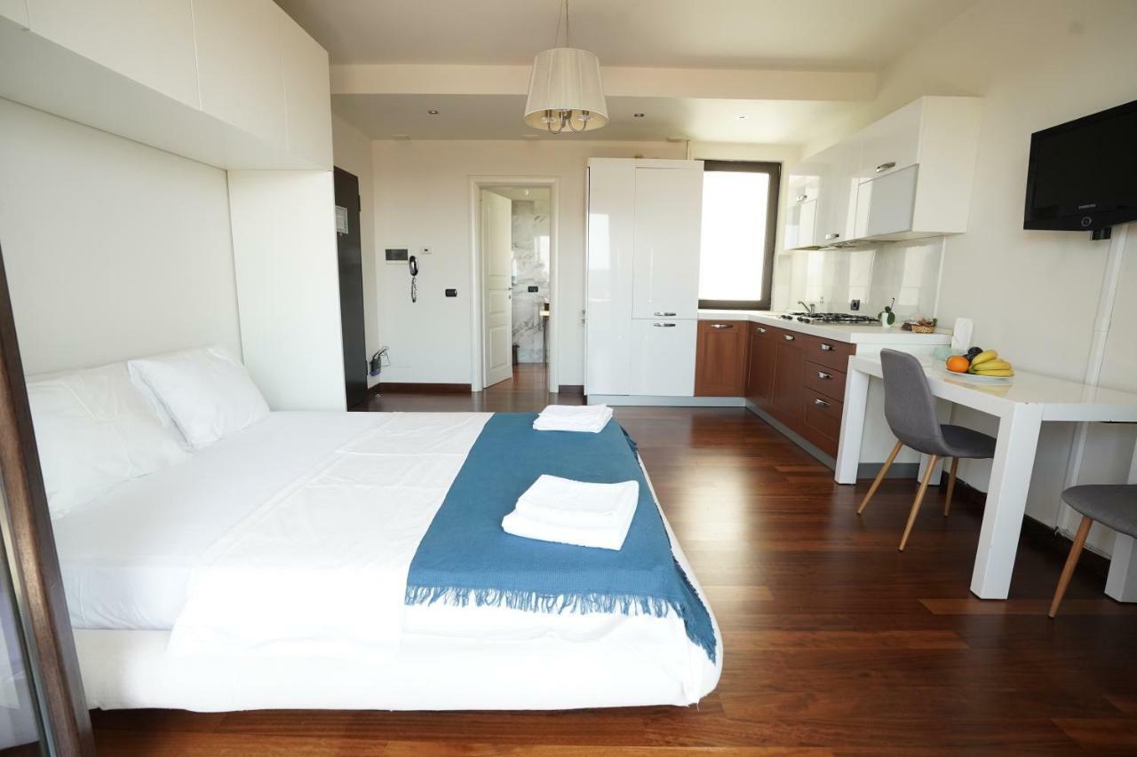 City Center Premium Apartments Bucarest Extérieur photo