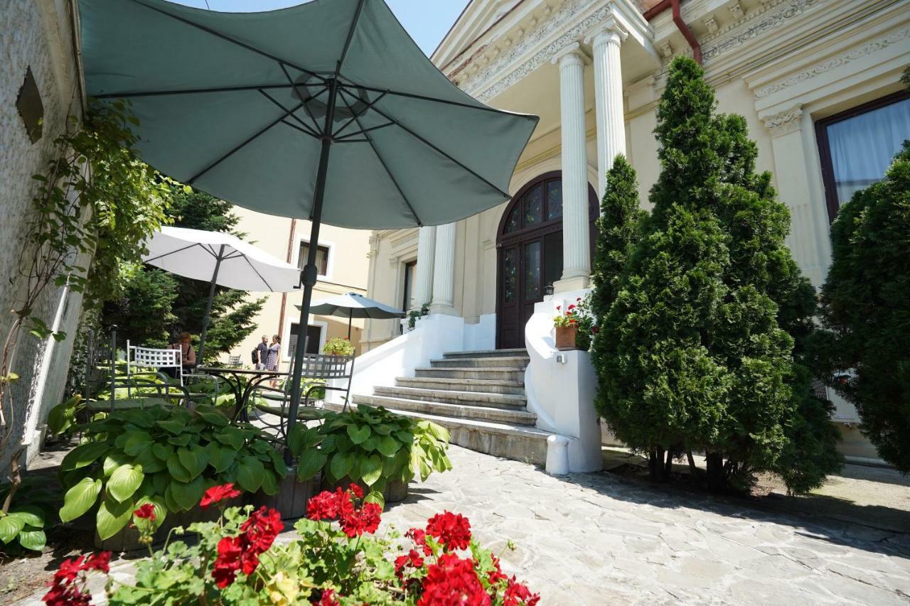 City Center Premium Apartments Bucarest Extérieur photo