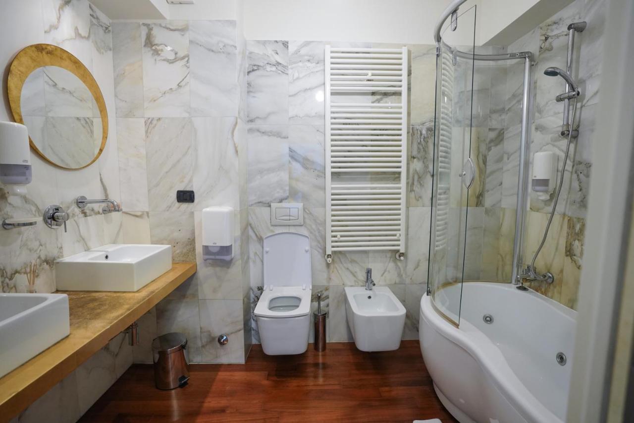 City Center Premium Apartments Bucarest Extérieur photo